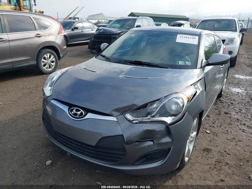 2013 Hyundai Veloster VIN KMHTC6AD8DU158038 IAAI salvage auction — LEFT FRONT, Salvage (Pennsylvania), sold $825 on 2026-07-28 (photo 6)