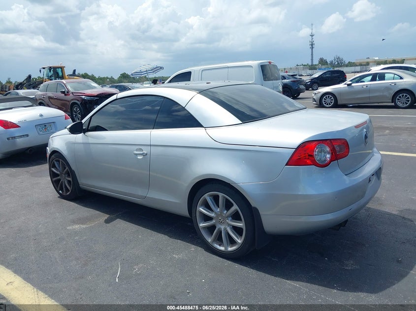2010 Volkswagen Eos VIN WVWFA7AH0AV016711 IAAI salvage auction — SIDE, Rebuildable (Florida), sold $1,250 on 2026-07-16 (photo 3)
