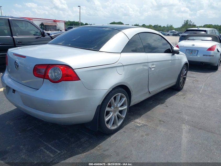 2010 Volkswagen Eos VIN WVWFA7AH0AV016711 IAAI salvage auction — SIDE, Rebuildable (Florida), sold $1,250 on 2026-07-16 (photo 4)