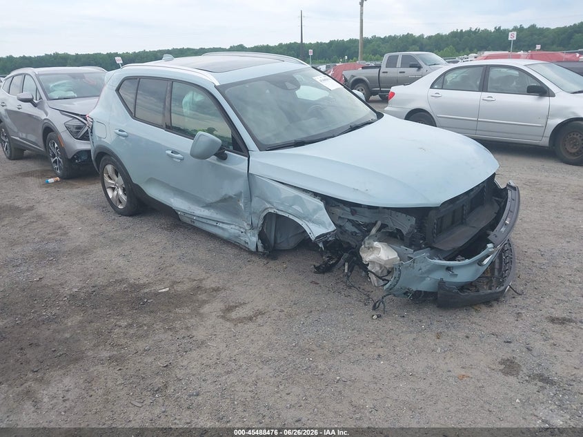 2019 Volvo Xc40 VIN YV4162UK1K2053997 IAAI salvage auction — FRONT END, Salvage - Greater Than 75% (Maryland), sold $3,050 on 2026-07-20 (photo 1)