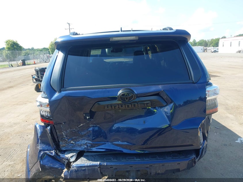 2020 Toyota 4runner VIN JTEBU5JR9L5743637 IAAI salvage auction — REAR END, Salvage (Virginia), sold $11,000 on 2026-07-28 (photo 6)