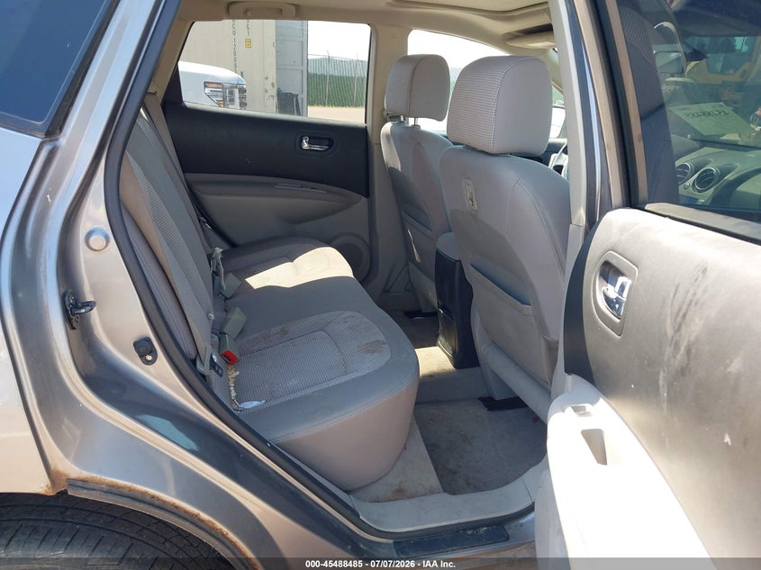 2009 Nissan Rogue VIN JN8AS58V39W167768 IAAI salvage auction — NORMAL WEAR, Regular (South Dakota), sold $525 on 2026-07-14 (photo 8)