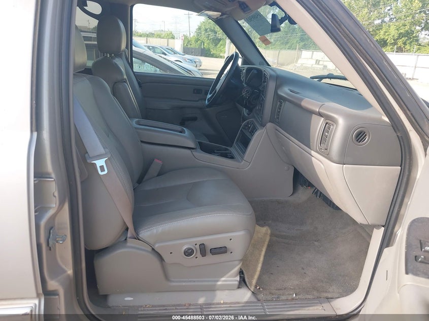 2004 Gmc Yukon xl VIN 3GKFK16Z54G251862 IAAI salvage auction — NORMAL WEAR, Original (Ohio), sold $4,650 on 2026-07-09 (photo 5)