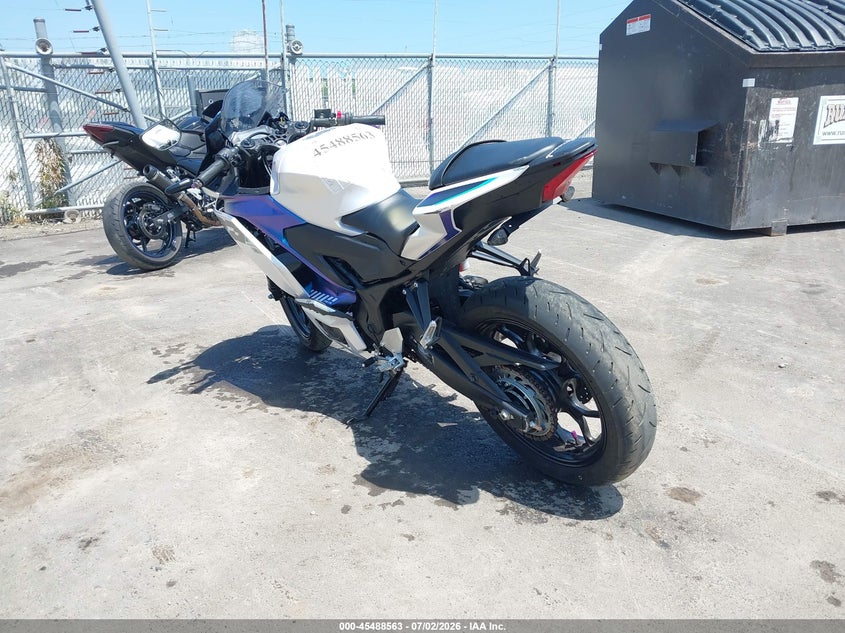 2025 Yamaha VIN MH3RH25E9SK004962 IAAI salvage auction — ROLLOVER, Salvage (Ohio), sold $1,650 on 2026-07-14 (photo 3)