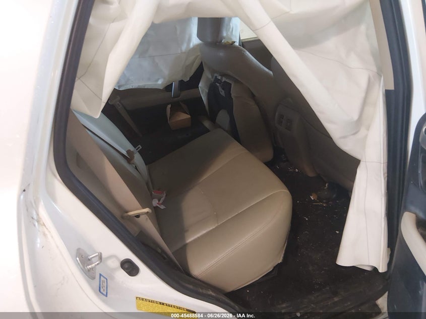 2012 Toyota 4runner VIN JTEZU5JR2C5037110 IAAI salvage auction — LEFT & RIGHT, Salvage Title, sold $2,600 on 2026-07-30 (photo 8)