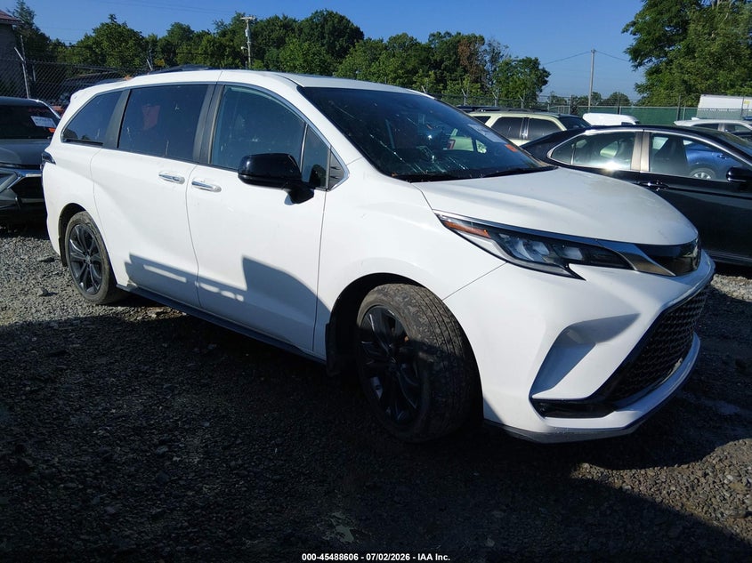 2023 Toyota Sienna VIN 5TDDRKEC0PS166743 — IAAI salvage auction photo