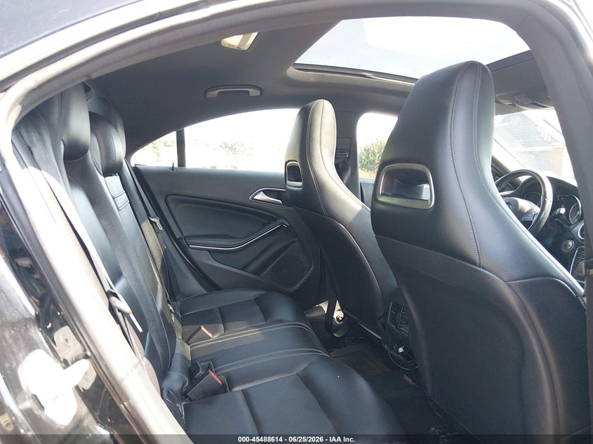 2016 Mercedes-benz Cla-klasse VIN WDDSJ4EB7GN294443 IAAI salvage auction — RIGHT SIDE, Clear (Tennessee), sold $7,600 on 2026-07-14 (photo 8)