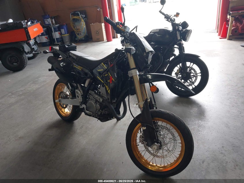 2018 Suzuki Dr-z VIN JS1SK44A1J2100718 IAAI salvage auction — LEFT SIDE, Rebuildable (Florida), sold $1,850 on 2026-07-14 (photo 1)
