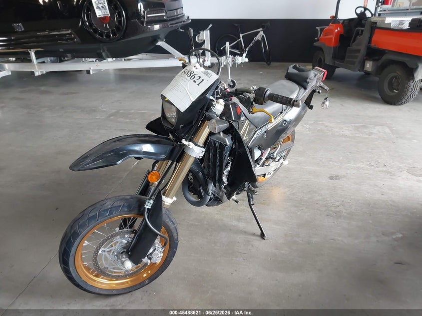 2018 Suzuki Dr-z VIN JS1SK44A1J2100718 IAAI salvage auction — LEFT SIDE, Rebuildable (Florida), sold $1,850 on 2026-07-14 (photo 2)