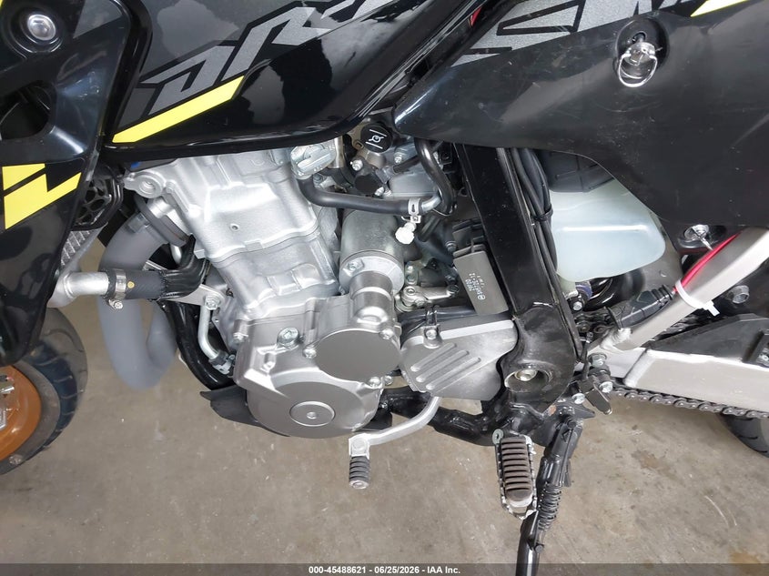 2018 Suzuki Dr-z VIN JS1SK44A1J2100718 IAAI salvage auction — LEFT SIDE, Rebuildable (Florida), sold $1,850 on 2026-07-14 (photo 9)