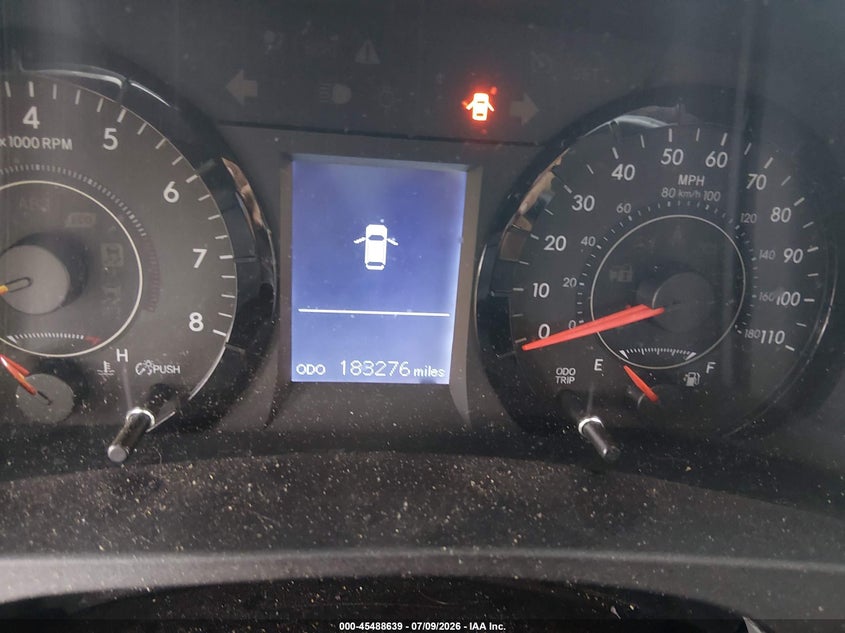 2015 Toyota Sienna VIN 5TDKK3DCXFS611829 IAAI salvage auction — FRONT & REAR, Salvage (Tennessee), sold $25 on 2026-07-28 (photo 7)