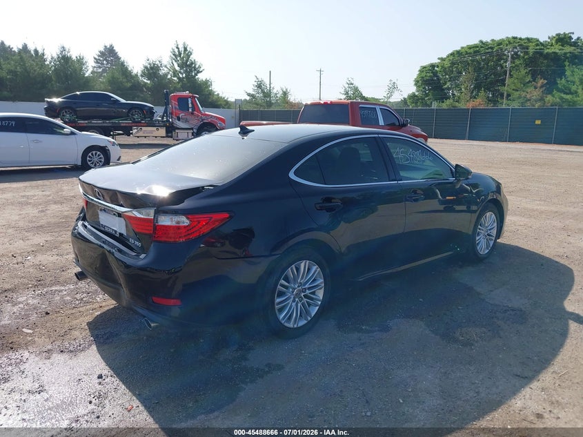 2013 Lexus ES VIN JTHBK1GG3D2061492 IAAI salvage auction — REAR END, Clear (Indiana), sold $2,150 on 2026-07-28 (photo 4)