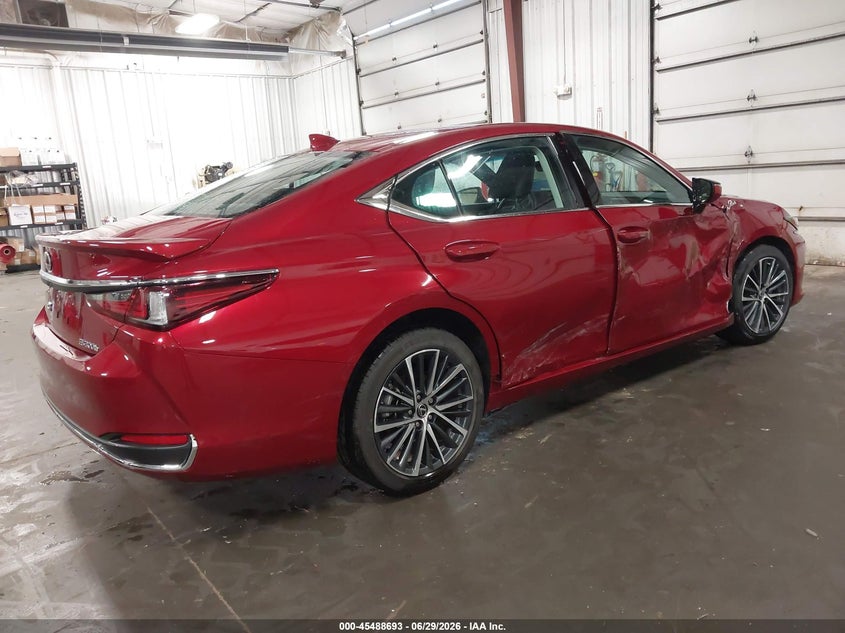2024 Lexus ES VIN 58ADA1C1XRU045269 IAAI salvage auction — SIDE, Salvage (Iowa), sold $15,100 on 2026-07-28 (photo 4)