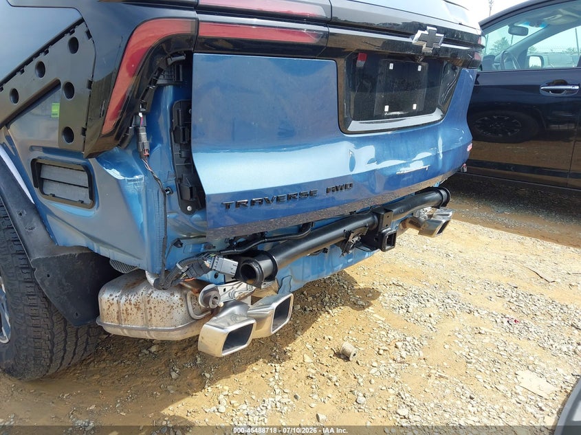 2025 Chevrolet Traverse VIN 1GNEVJRS6SJ304343 IAAI salvage auction — REAR END, Salvage Title, sold $17,600 on 2026-07-31 (photo 6)