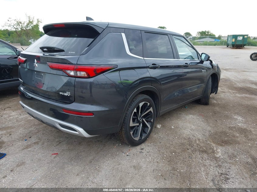 2025 Mitsubishi Outlander VIN JA4T5VA91SZ009064 IAAI salvage auction — FRONT END, Clear Claim Paid (Wisconsin), sold $6,500 on 2026-07-31 (photo 4)