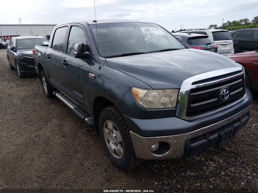 2010 Toyota Tundra VIN 5TFDW5F18AX144515 IAAI salvage auction — NORMAL WEAR, Clear (Illinois), sold $2,950 on 2026-07-29 (photo 1)