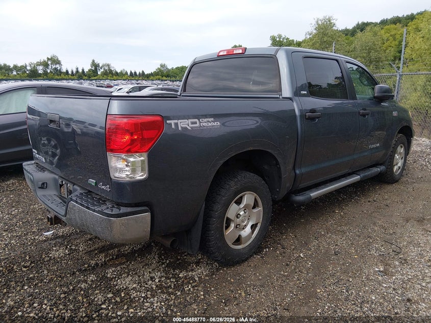 2010 Toyota Tundra VIN 5TFDW5F18AX144515 IAAI salvage auction — NORMAL WEAR, Clear (Illinois), sold $2,950 on 2026-07-29 (photo 4)
