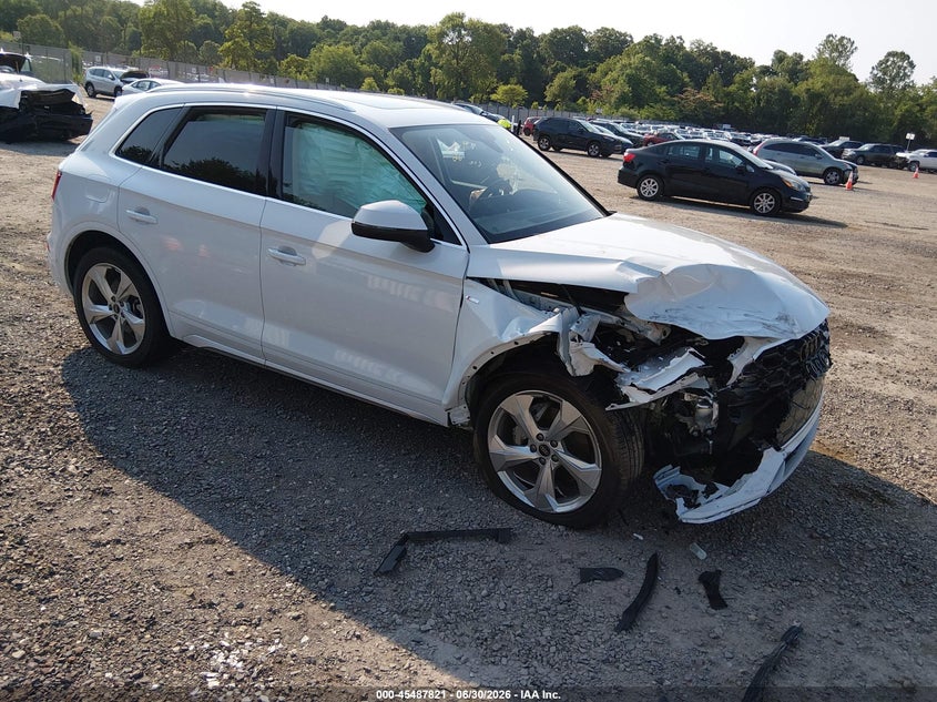 2024 Audi Q5 VIN WA1FAAFY1R2088949 — IAAI salvage auction photo