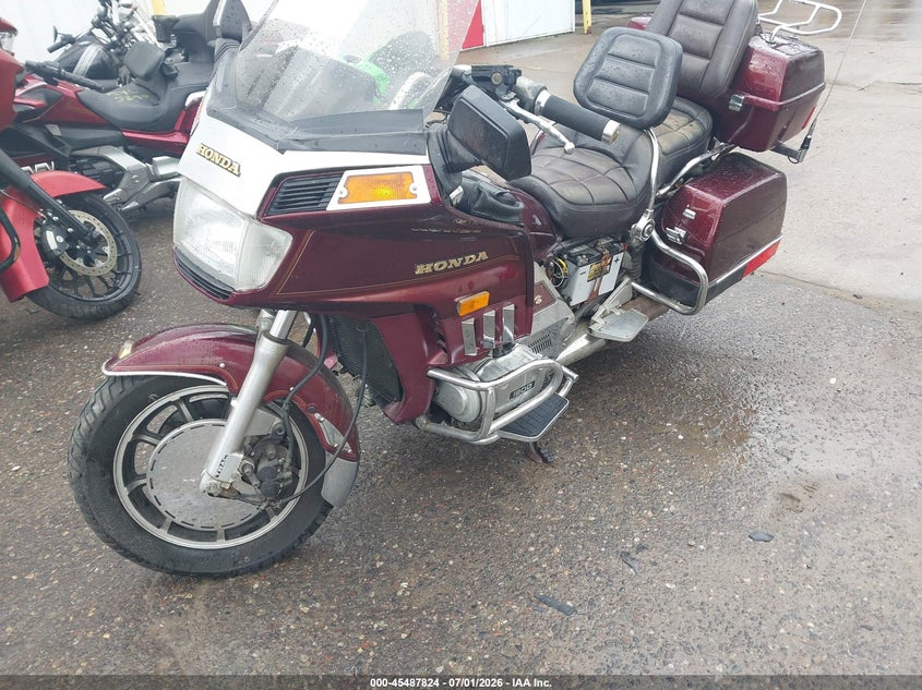1986 Honda Gl1200 VIN 1HFSC1418GA222675 IAAI salvage auction — NORMAL WEAR, Clear (Minnesota), sold $25 on 2026-07-08 (photo 2)