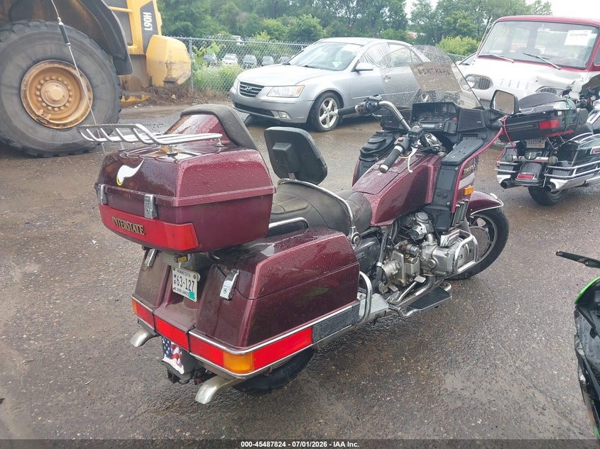 1986 Honda Gl1200 VIN 1HFSC1418GA222675 IAAI salvage auction — NORMAL WEAR, Clear (Minnesota), sold $25 on 2026-07-08 (photo 4)