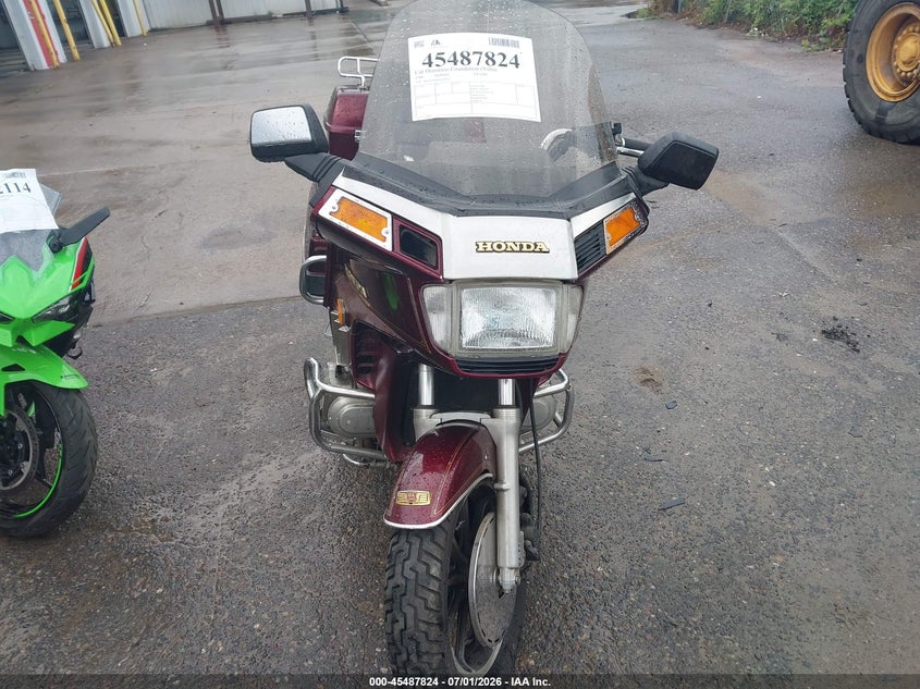 1986 Honda Gl1200 VIN 1HFSC1418GA222675 IAAI salvage auction — NORMAL WEAR, Clear (Minnesota), sold $25 on 2026-07-08 (photo 5)