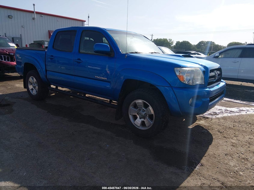 2008 Toyota Tacoma VIN 5TEJU62N18Z533328 IAAI salvage auction — STORM DAMAGE, Salvage (Kansas), sold $6,150 on 2026-07-31 (photo 1)