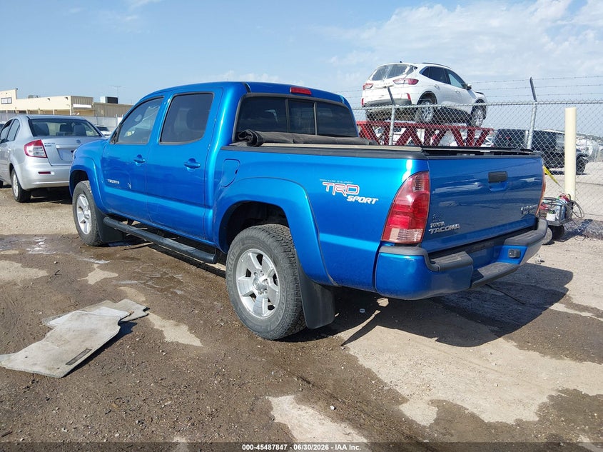 2008 Toyota Tacoma VIN 5TEJU62N18Z533328 IAAI salvage auction — STORM DAMAGE, Salvage (Kansas), sold $6,150 on 2026-07-31 (photo 3)