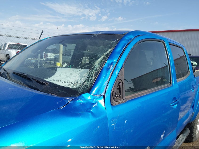 2008 Toyota Tacoma VIN 5TEJU62N18Z533328 IAAI salvage auction — STORM DAMAGE, Salvage (Kansas), sold $6,150 on 2026-07-31 (photo 6)