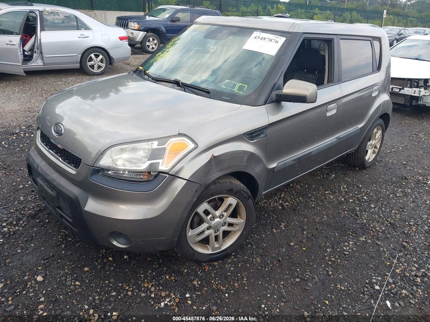 2010 Kia Soul VIN KNDJT2A20A7192228 IAAI salvage auction — FRONT & REAR, Mv-907A (New York), sold $500 on 2026-07-17 (photo 2)