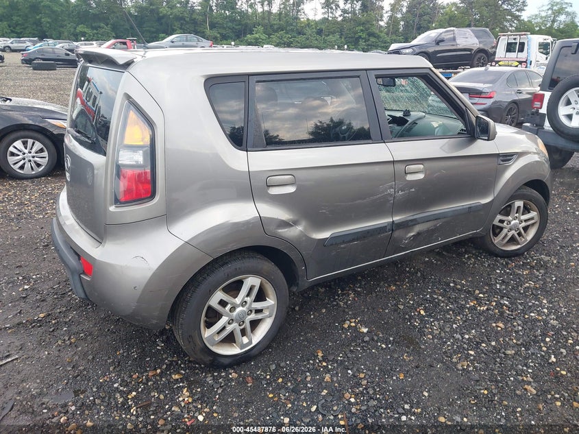 2010 Kia Soul VIN KNDJT2A20A7192228 IAAI salvage auction — FRONT & REAR, Mv-907A (New York), sold $500 on 2026-07-17 (photo 4)