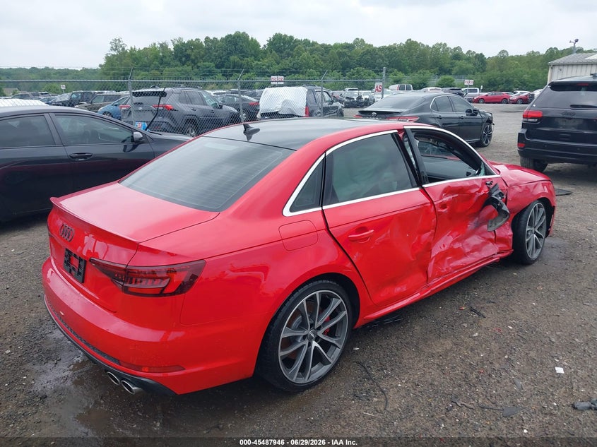 2019 Audi S4 VIN WAUB4AF43KA111472 IAAI salvage auction — RIGHT SIDE, Salvage Title, sold $8,275 on 2026-08-24 (photo 4)
