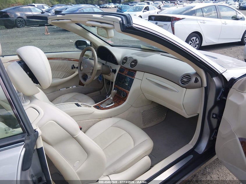 2007 Mercedes-benz Clk-class VIN WDBTK56F67F209636 IAAI salvage auction — REAR END, Salvage (Idaho), sold $25 on 2026-07-28 (photo 5)