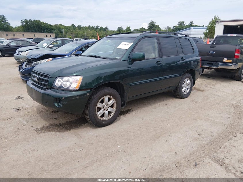 2002 Toyota Highlander VIN JTEGD21A420045916 IAAI salvage auction — NORMAL WEAR, Clear (Massachusetts), sold $1,775 on 2026-07-08 (photo 2)