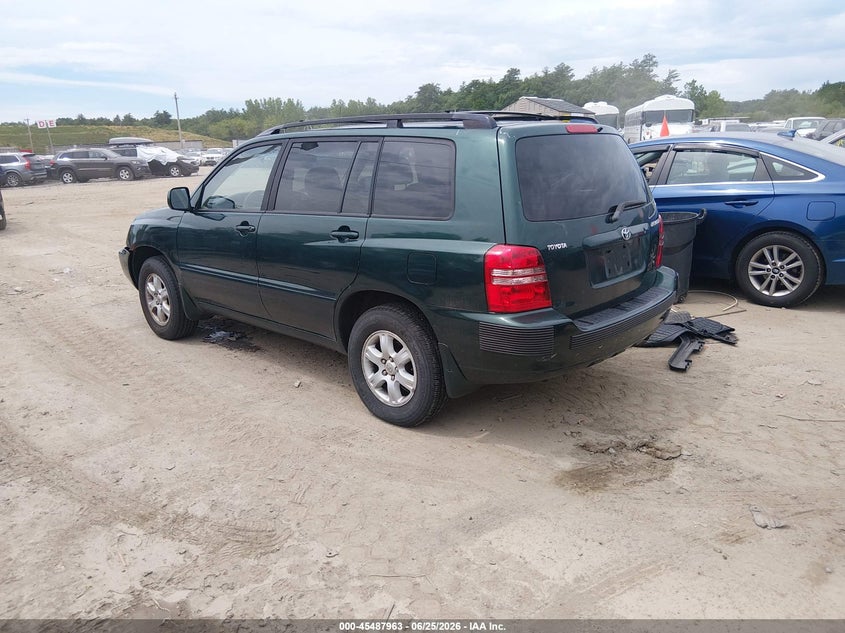 2002 Toyota Highlander VIN JTEGD21A420045916 IAAI salvage auction — NORMAL WEAR, Clear (Massachusetts), sold $1,775 on 2026-07-08 (photo 3)