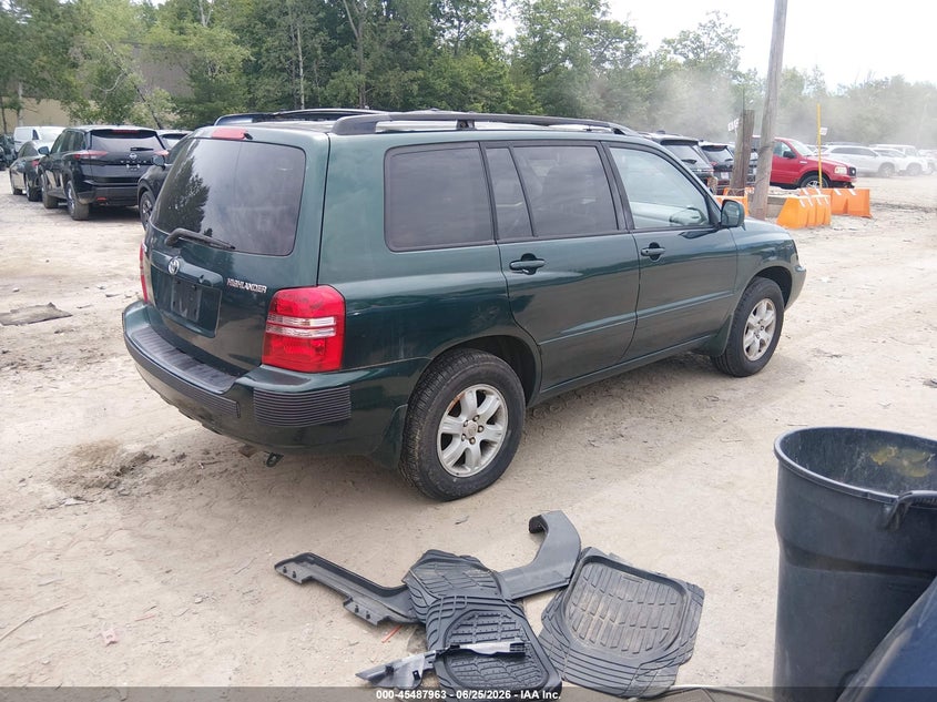 2002 Toyota Highlander VIN JTEGD21A420045916 IAAI salvage auction — NORMAL WEAR, Clear (Massachusetts), sold $1,775 on 2026-07-08 (photo 4)
