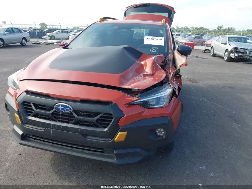 2025 Subaru Xv VIN 4S4GUHU65S3746165 IAAI salvage auction — LEFT FRONT, Salvage Title, sold $11,600 on 2026-09-03 (photo 6)