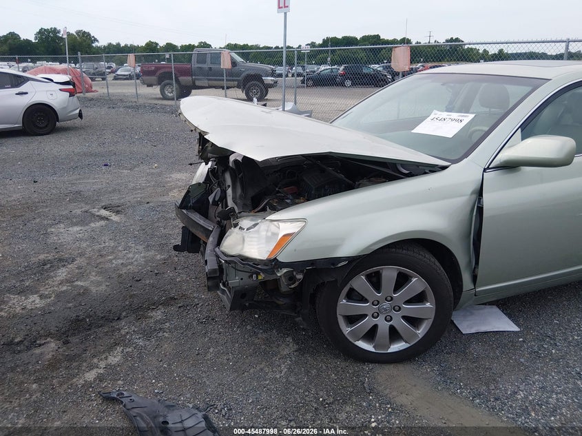 2006 Toyota Avalon VIN 4T1BK36B26U137158 IAAI salvage auction — FRONT END, Salvage - 75% Or Less (Maryland), sold $550 on 2026-09-14 (photo 6)