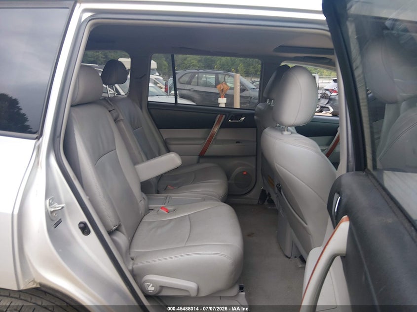 2010 Toyota Highlander VIN 5TDYK3EH5AS010826 IAAI salvage auction — FRONT END, Salvage (Tennessee), sold $1,250 on 2026-07-22 (photo 8)