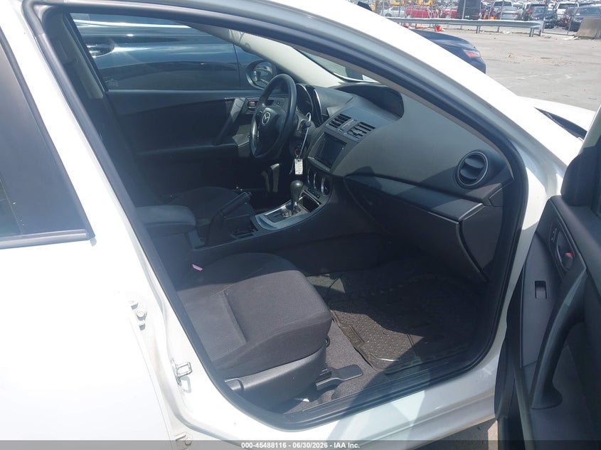 2011 Mazda 3 VIN JM1BL1UF6B1392404 IAAI salvage auction — FRONT & REAR, Salvage (Idaho), sold $600 on 2026-07-13 (photo 5)