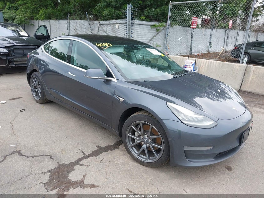 2018 Tesla Model 3 VIN 5YJ3E1EA8JF040951 IAAI salvage auction — REAR END, Mv-907A (New York), sold $4,800 on 2026-07-17 (photo 1)