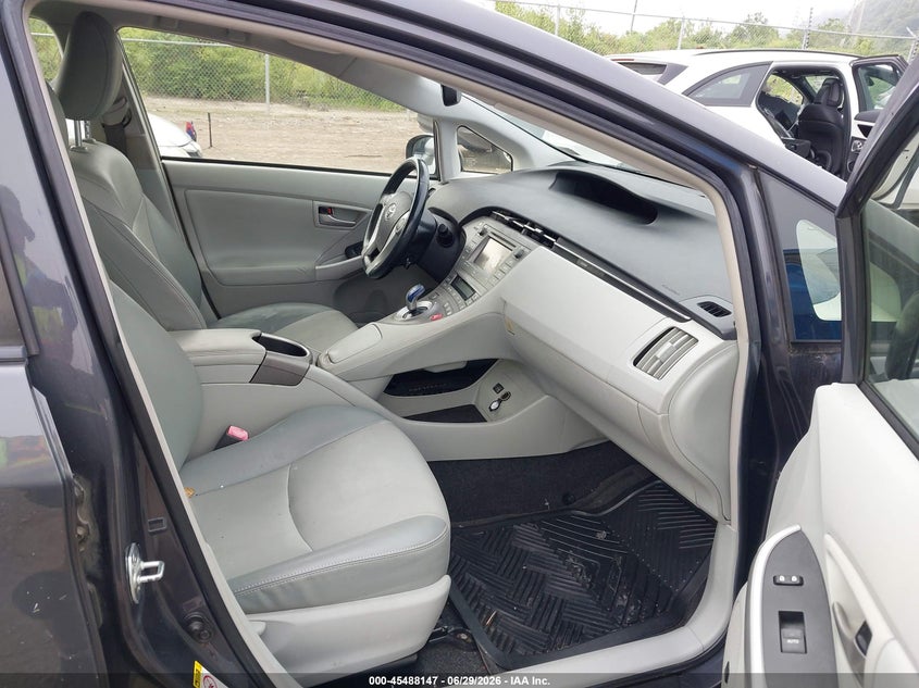 2013 Toyota Prius VIN JTDKN3DU3D5615238 IAAI salvage auction — LEFT SIDE, Salvage (Pennsylvania), sold $1,925 on 2026-07-14 (photo 5)
