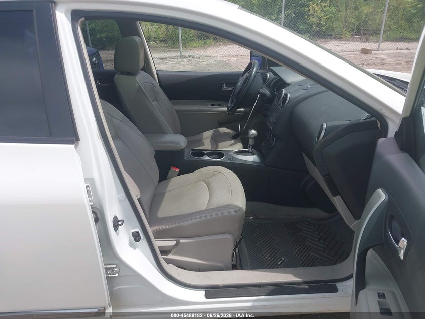 2011 Nissan Rogue VIN JN8AS5MV1BW253320 IAAI salvage auction — RIGHT FRONT, Salvage (Pennsylvania), sold $250 on 2026-07-12 (photo 5)