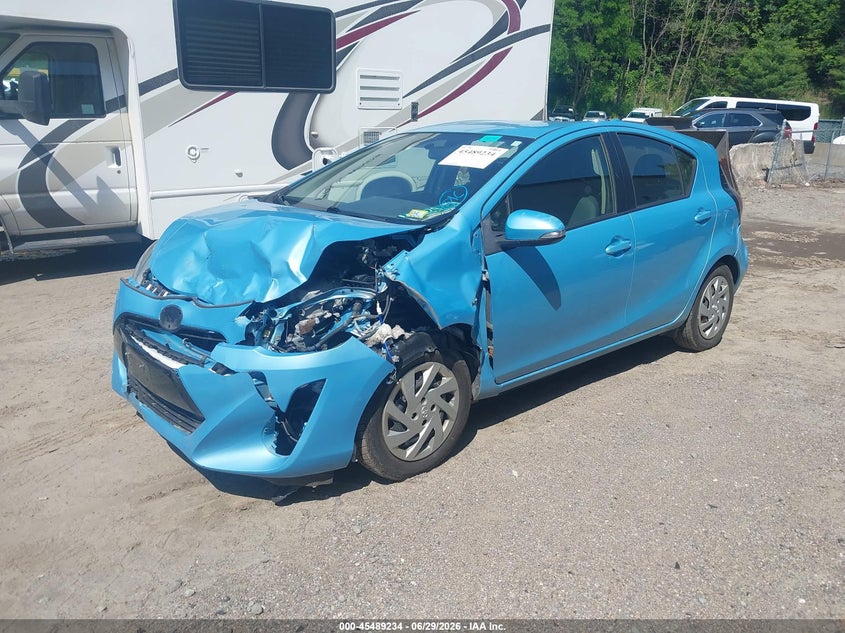 2015 Toyota Prius c VIN JTDKDTB34F1111708 IAAI salvage auction — FRONT END, Salvage (Vermont), sold $750 on 2026-08-01 (photo 2)