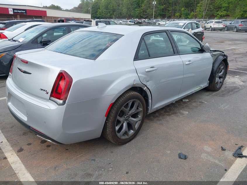 2023 Chrysler 300 VIN 2C3CCABG8PH624353 IAAI salvage auction — SIDE, Salvage (North Carolina), sold $7,200 on 2026-08-02 (photo 4)
