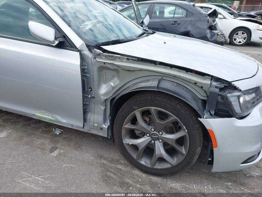 2023 Chrysler 300 VIN 2C3CCABG8PH624353 IAAI salvage auction — SIDE, Salvage (North Carolina), sold $7,200 on 2026-08-02 (photo 6)