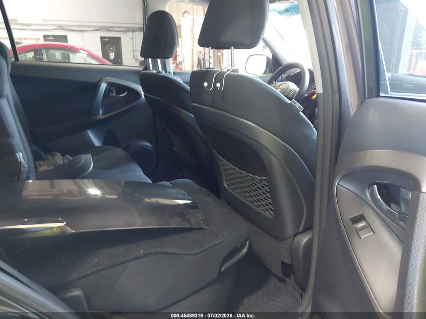 2010 Toyota Rav4 VIN JTMRK4DVXA5093631 IAAI salvage auction — REAR END, Mv-907A (New York), sold $500 on 2026-07-15 (photo 8)