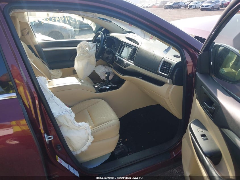 2016 Toyota Highlander VIN 5TDBKRFH1GS305891 IAAI salvage auction — FRONT END, Salvage Title, sold $4,800 on 2026-07-19 (photo 5)