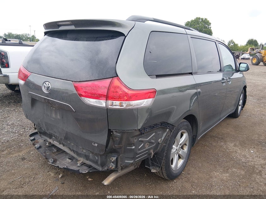 2014 Toyota Sienna VIN 5TDKK3DC2ES419058 IAAI salvage auction — FRONT & REAR, Salvage (Ohio), sold $2,050 on 2026-07-29 (photo 4)