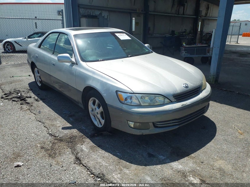 2001 Lexus Es 300 VIN JT8BF28G110291516 IAAI salvage auction — NORMAL WEAR, Clear (Louisiana), sold $225 on 2026-07-14 (photo 1)
