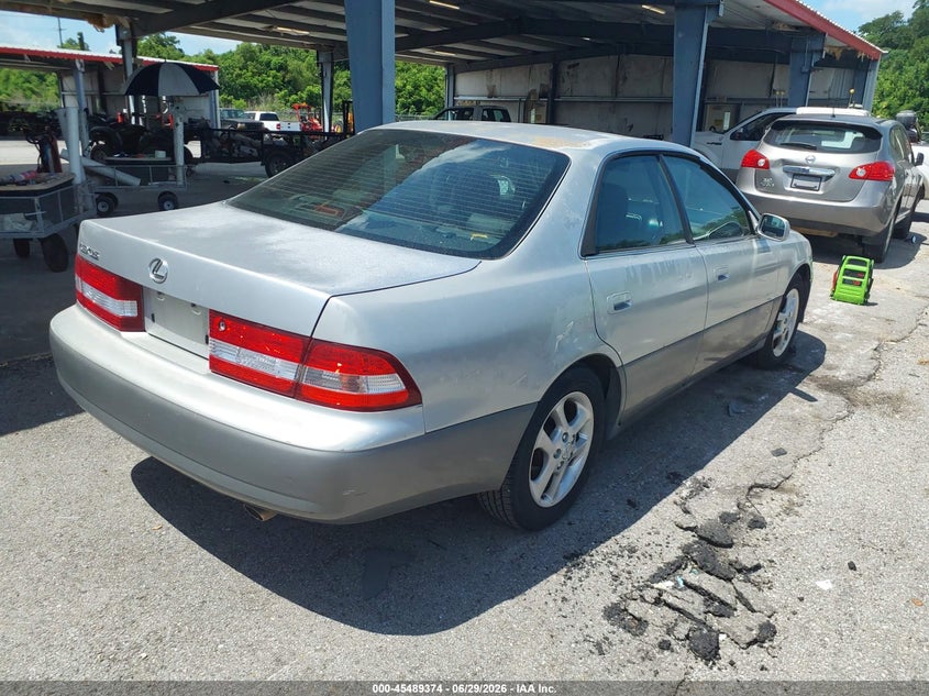 2001 Lexus Es 300 VIN JT8BF28G110291516 IAAI salvage auction — NORMAL WEAR, Clear (Louisiana), sold $225 on 2026-07-14 (photo 4)
